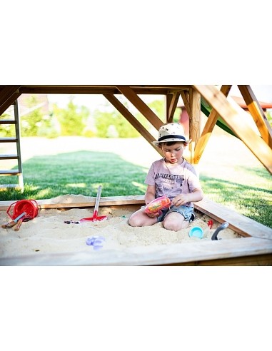 EXIT Loft 500 wooden playhouse - red
