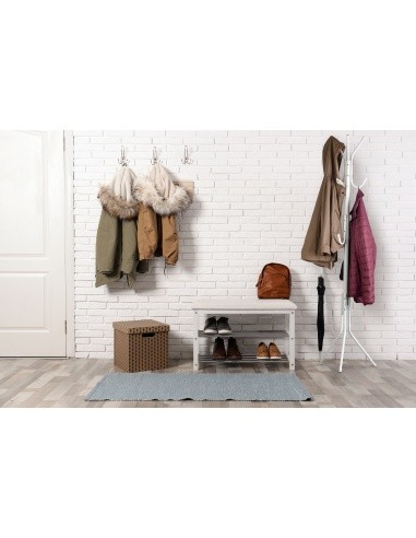 Clothes hanger
