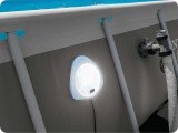Magnetinis baseino šviestuvas įvairių spalvų LED INTEX 28698