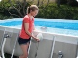 Magnetinis baseino šviestuvas įvairių spalvų LED INTEX 28698