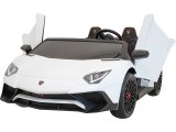 Vehicle Lamborghini Aventador SV White