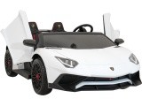 Vehicle Lamborghini Aventador SV White