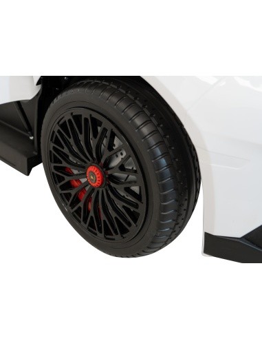 Vehicle Lamborghini Aventador SV White