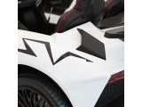 Vehicle Lamborghini Aventador SV White