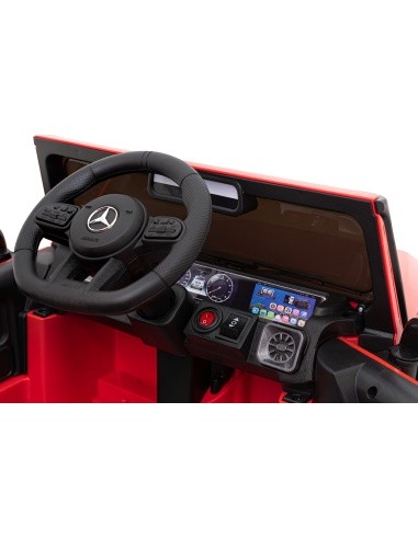 Mercedes G63 Red