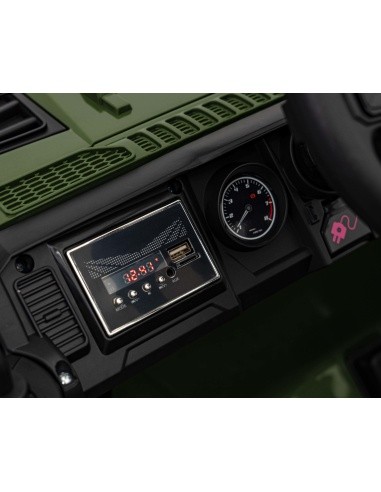 OFF ROAD Speed vehicle Green