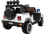 Visą laiką visureigis 4WD Baltas