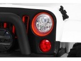 Visą laiką visureigis 4WD Baltas