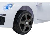 Elektromobilis RUF CTR3, baltas