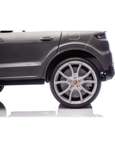 Vehicle Porsche Cayenne Black