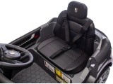 Vehicle Porsche Cayenne Black