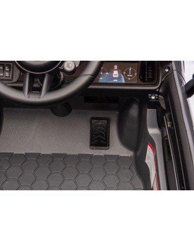 Elektromobilis Porsche Cayenne, juodas