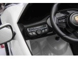 Vehicle Porsche 911 GT 3 White MP4