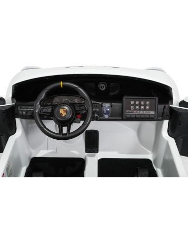 Vehicle Porsche 911 GT 3 White