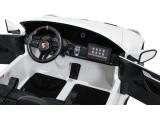 Vehicle Porsche 911 GT 3 White