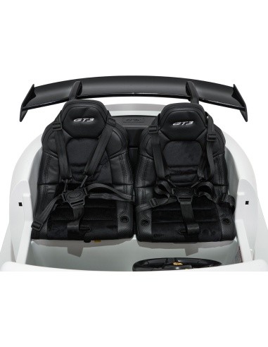 Vehicle Porsche 911 GT 3 White
