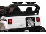 Extreme Sport 4x4 White Vehicle