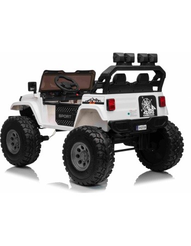 Extreme Sport 4x4 White Vehicle