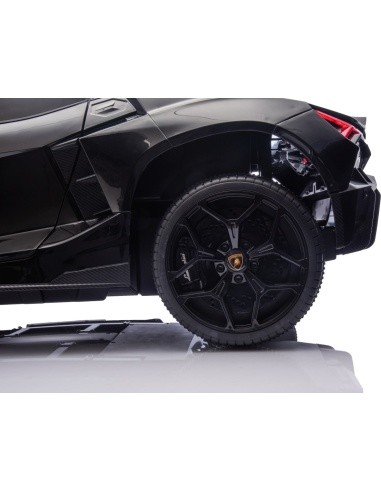 Lamborghini Revuelto XL Black vehicle
