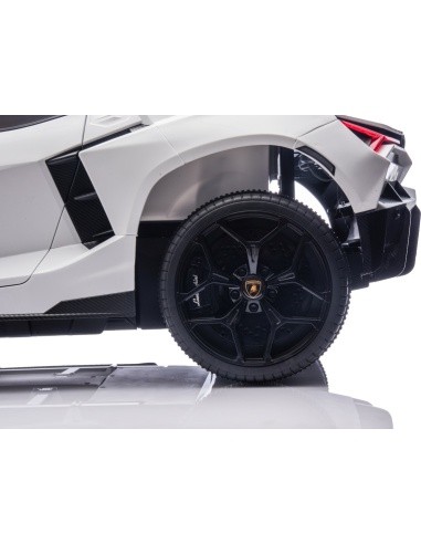 Lamborghini Revuelto XL STRONG baltas elektromobilis