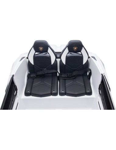 Lamborghini Revuelto XL White vehicle