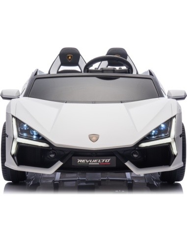 Lamborghini Revuelto XL STRONG White vehicle