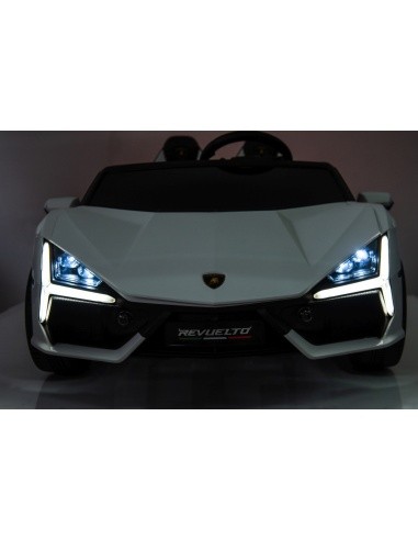 Lamborghini Revuelto XL White vehicle