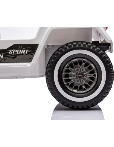 Off Road Vehicle MOUNTAIN White