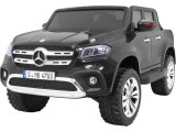 "Mercedes Benz X-Class" juodos spalvos