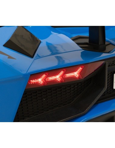 Vehicle Lamborghini Aventador SV Blue