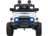 "Toyota FJ Cruiser" baltos spalvos