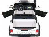 Transporto priemonė Toyota Hilux White
