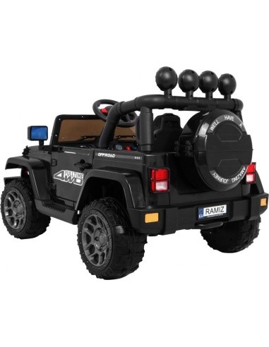 Visą laiką visureigis 4WD Juoda