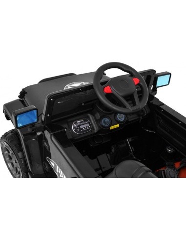 Visą laiką visureigis 4WD Juoda