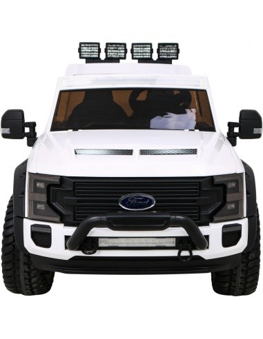 "Ford Super Duty" baltos spalvos