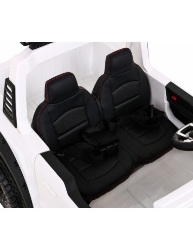 "Ford Super Duty" baltos spalvos