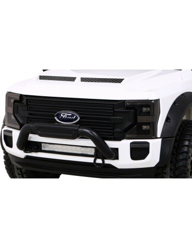 "Ford Super Duty" baltos spalvos