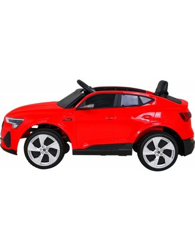 Transporto priemonė Audi E-Tron Sportback Raudona