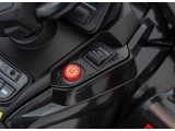Keturratis Can Am Outlander ATV su nuotolinio valdymo pultu, juodas
