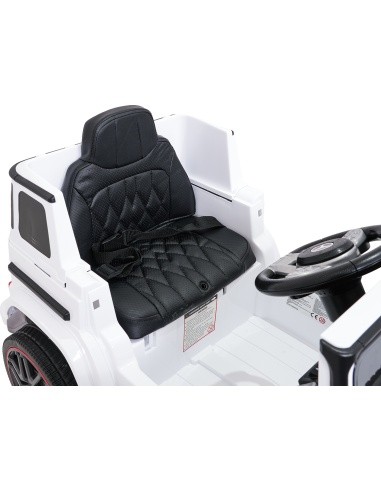 Vehicle Mercedes G63 AMG LIFT White