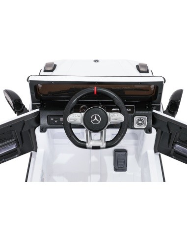 Vehicle Mercedes G63 AMG LIFT White