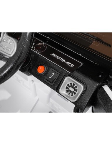 Vehicle Mercedes G63 AMG LIFT White