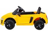 Vehicle Audi R8 Yellow