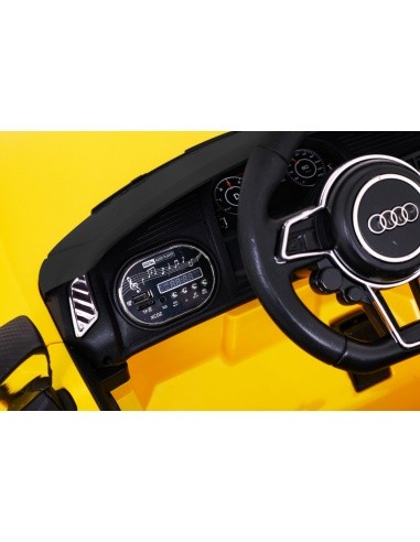 Vehicle Audi R8 Yellow