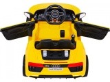 Vehicle Audi R8 Yellow
