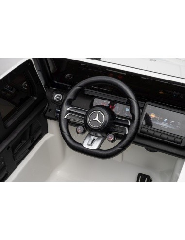 Mercedes G63 AMG White Vehicle