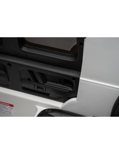 Mercedes G63 AMG White Vehicle