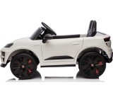 Porsche Macan White Vehicle