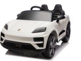 Porsche Macan White Vehicle