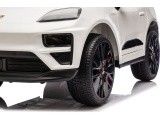 Porsche Macan White Vehicle